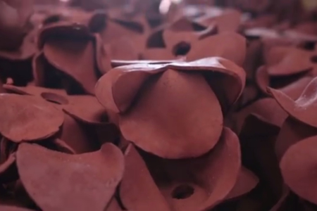 Making the Poppies: The Tower of London Remembers