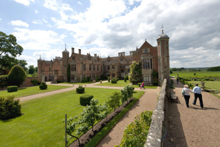 Charlecote Park - National Trust